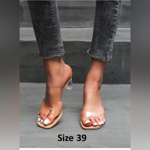 Woman sandal - Picture 1 of 1